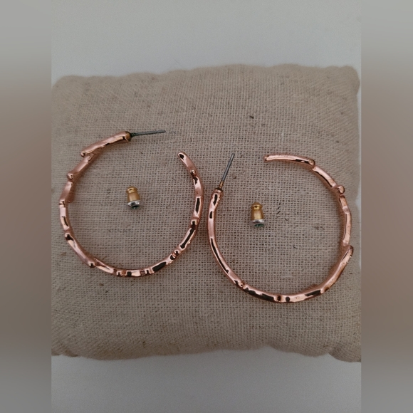 Stella & Dot Carobella Hoops Rose Gold - Picture 5 of 6